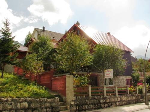 Žabljak Montenegro código de descuento del vale de hotel booking.com
