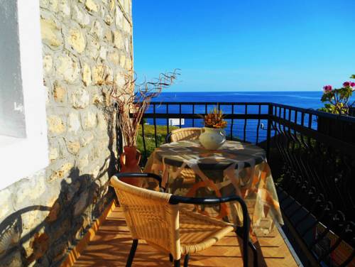 Ulcinj Montenegro código de descuento del vale de hotel booking.com