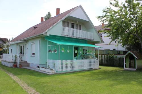 Balatonlelle Hungría código de descuento del vale de hotel booking.com