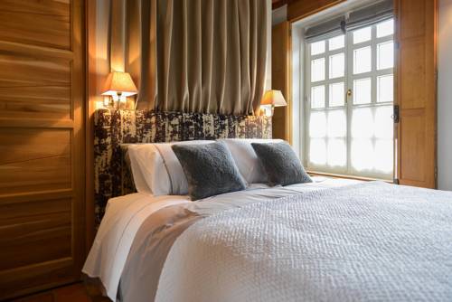 Honfleur Francia código de descuento del vale de hotel booking.com
