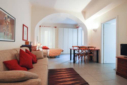 Milán Italia código de descuento del vale de hotel booking.com