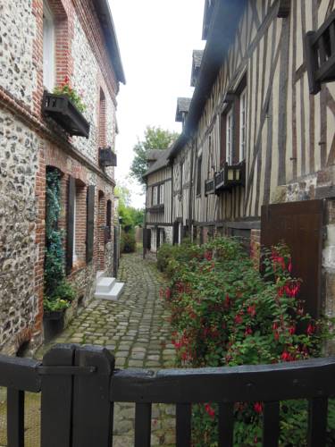 Honfleur Francia código de descuento del vale de hotel booking.com