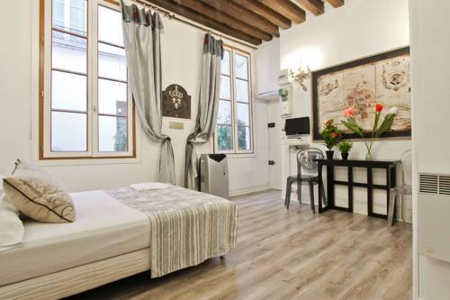París Francia código de descuento del vale de hotel booking.com