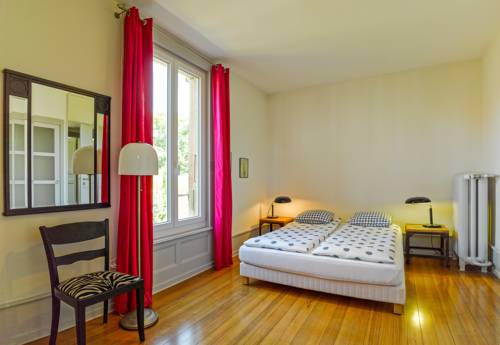 Yverdon-les-Bains Suiza código de descuento del vale de hotel booking.com