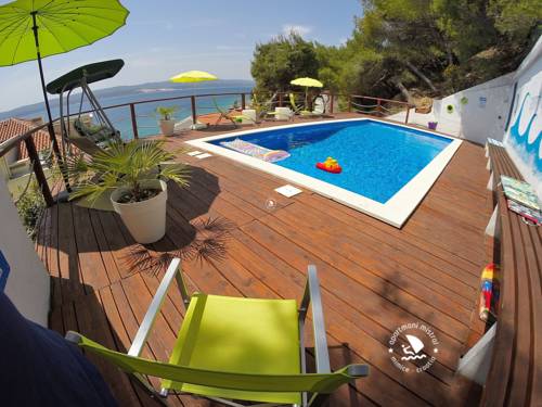 Mimice Croacia código de descuento del vale de hotel booking.com